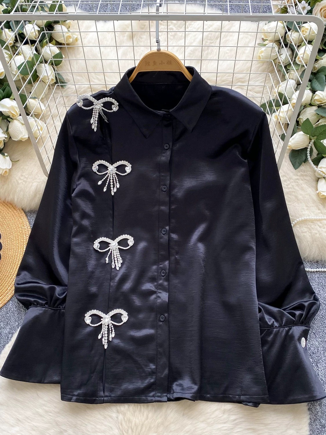 Body confidence Korean blouse BE421 images